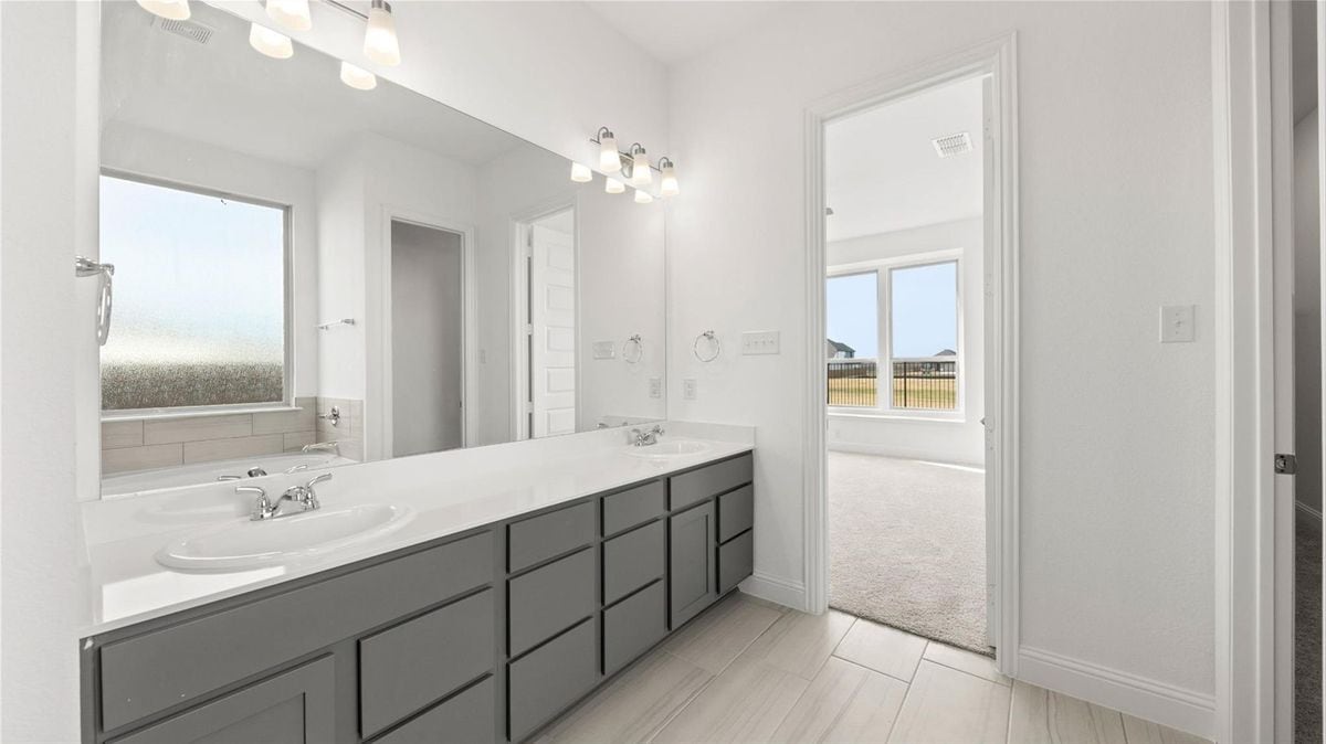 Building Photo - 2335 Sheppards Ln