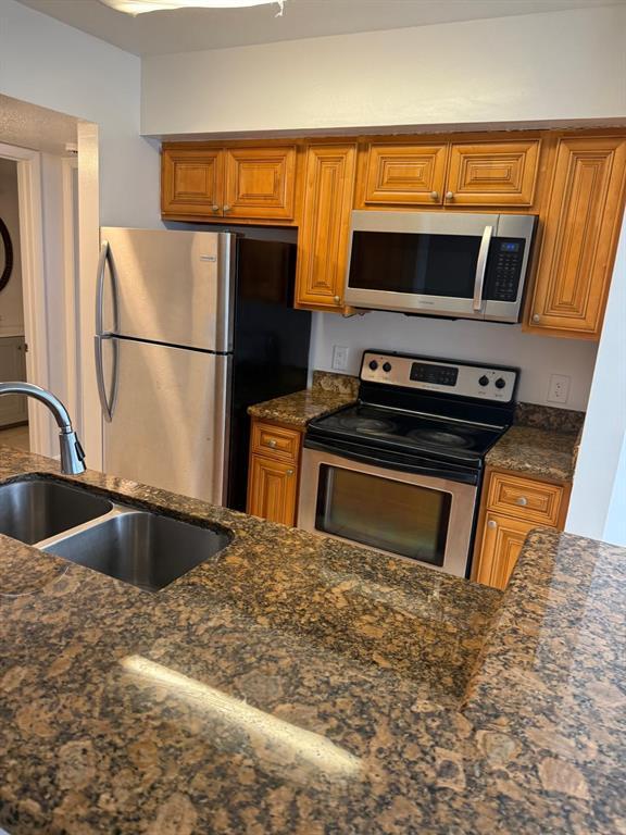 Building Photo - 5760 Rock Island Rd