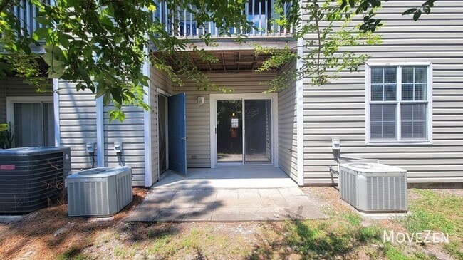 Building Photo - 729 Bragg Dr