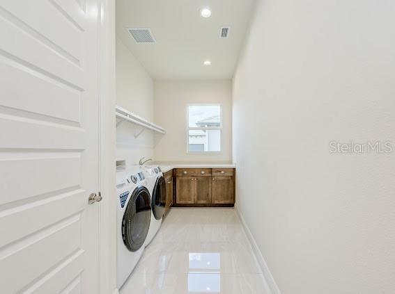 Building Photo - 7964 Mainsail Ln