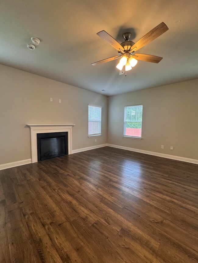 Building Photo - ???? Just Listed! Stunning Duncan Home Minutes from BMW, GSP & I-85