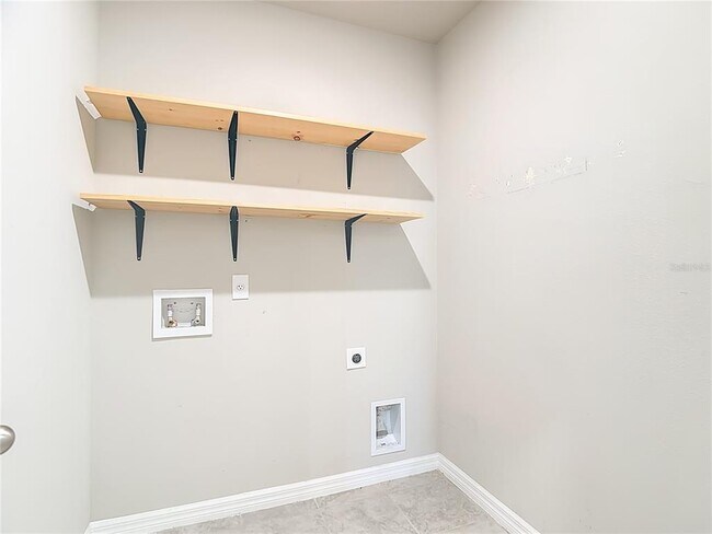 Building Photo - 928 Cambridge Dr