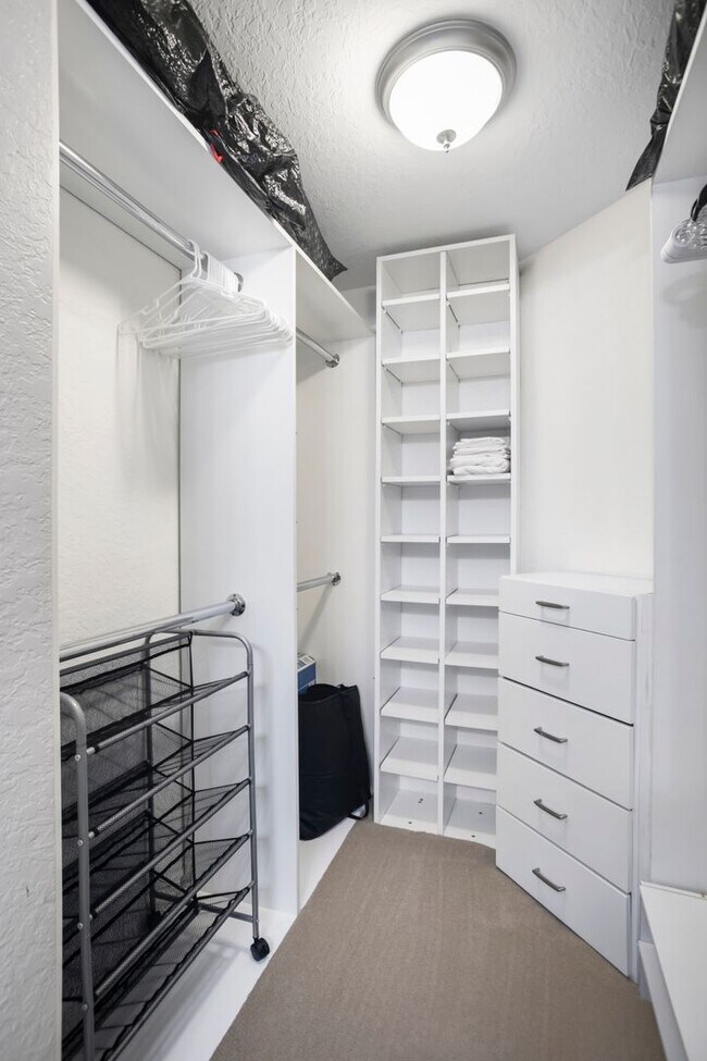 Building Photo - ** THE TIDES AT PELCIAN LANDING ** 2 BED /...