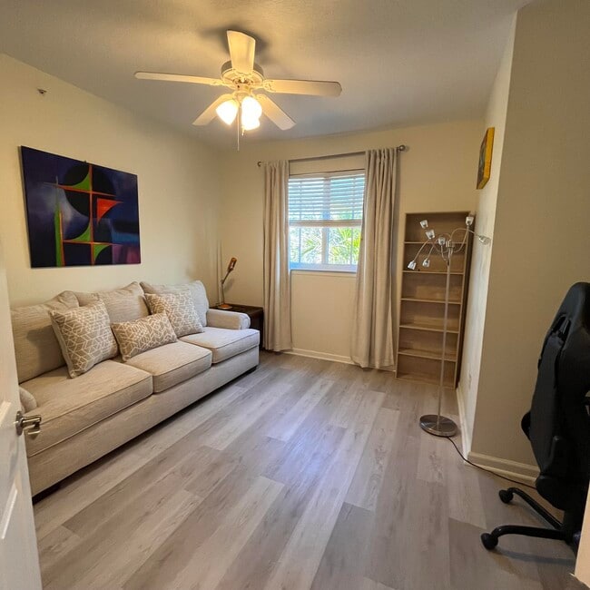 Building Photo - 2018 Alta Meadows Ln