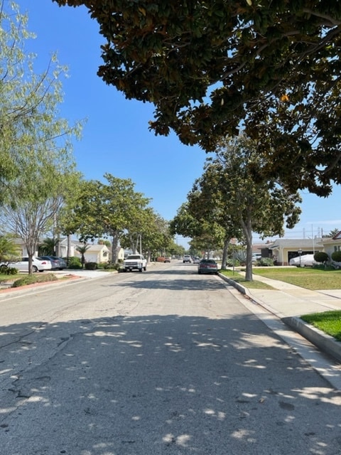 Residential Street. - 18033 Glenburn Ave