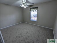 Building Photo - 2 Hopeland Dr