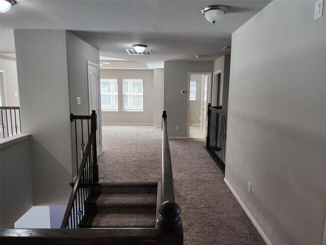 Building Photo - 119 Covington Ct