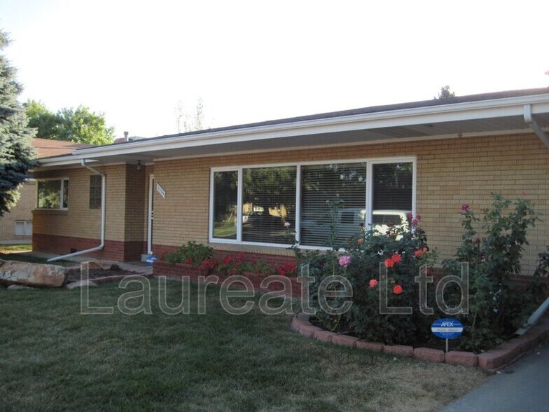 Building Photo - 1155 Eudora St