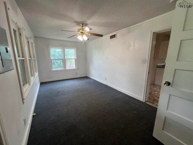 Building Photo - 2310 Talunar Ln