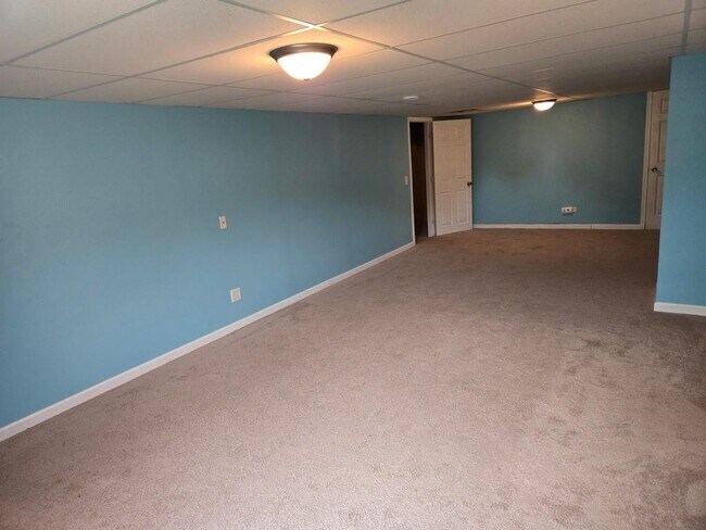 Building Photo - 5563 Stockton Dr