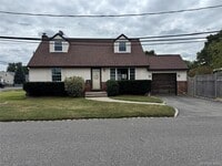 Building Photo - 613 6th St