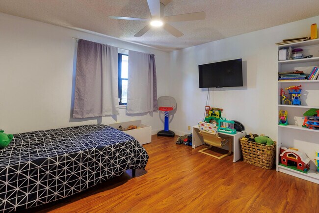 Building Photo - 2865 Egret Way