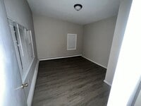 Building Photo - 111-115 East st