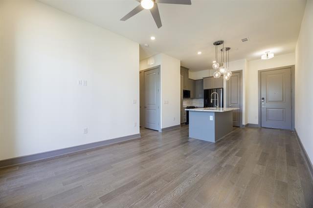 Building Photo - 2700 Old Denton Rd