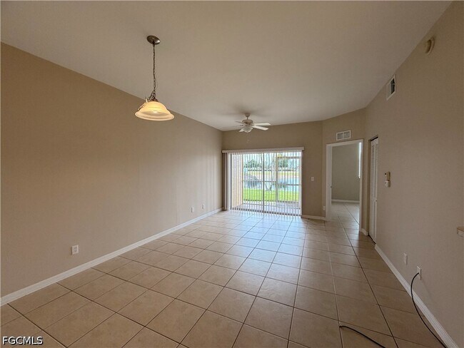 Building Photo - 4299 Bellasol Cir