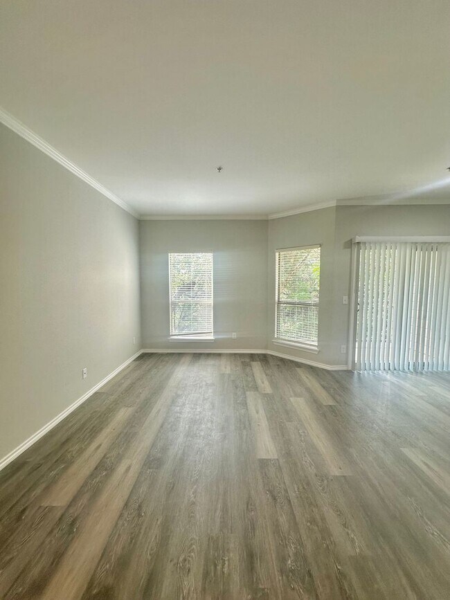 Building Photo - 1Bd/1Ba in Austin, TX! AVAILABLE MID OCTOB...