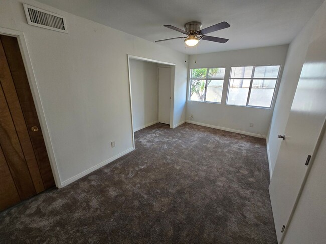 Building Photo - 4bd 2ba home in University City