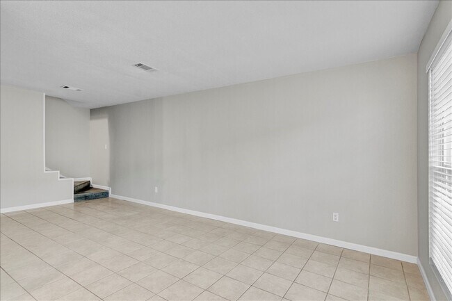 Building Photo - 968 Park Meadow Dr