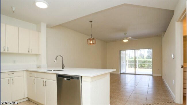 Building Photo - 4455 Botanical Pl Cir