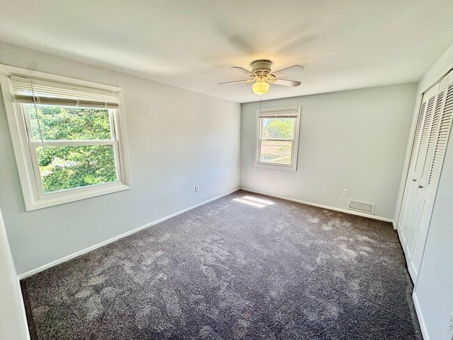 Building Photo - 2911 Tallow Ln