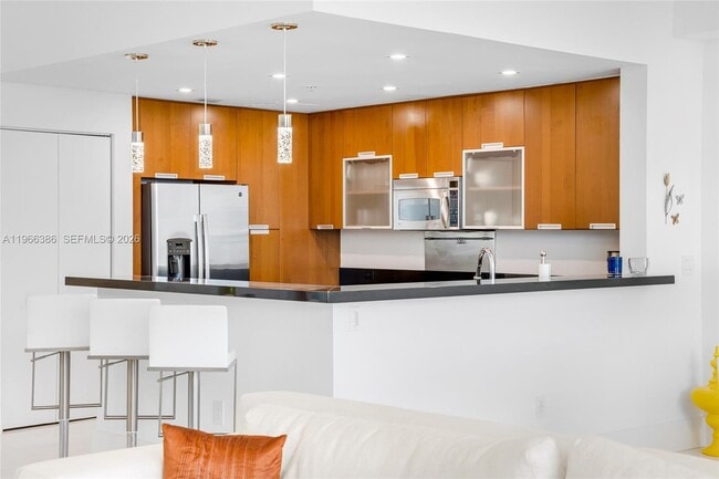 Building Photo - 7901 Hispanola Ave