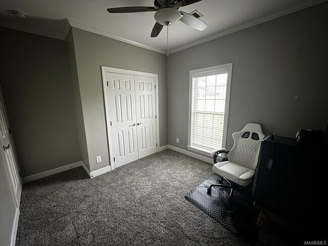 Building Photo - 520 Breckinridge Ln