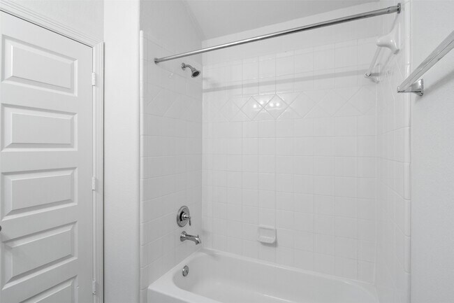 Building Photo - 3307 Avary River Ln