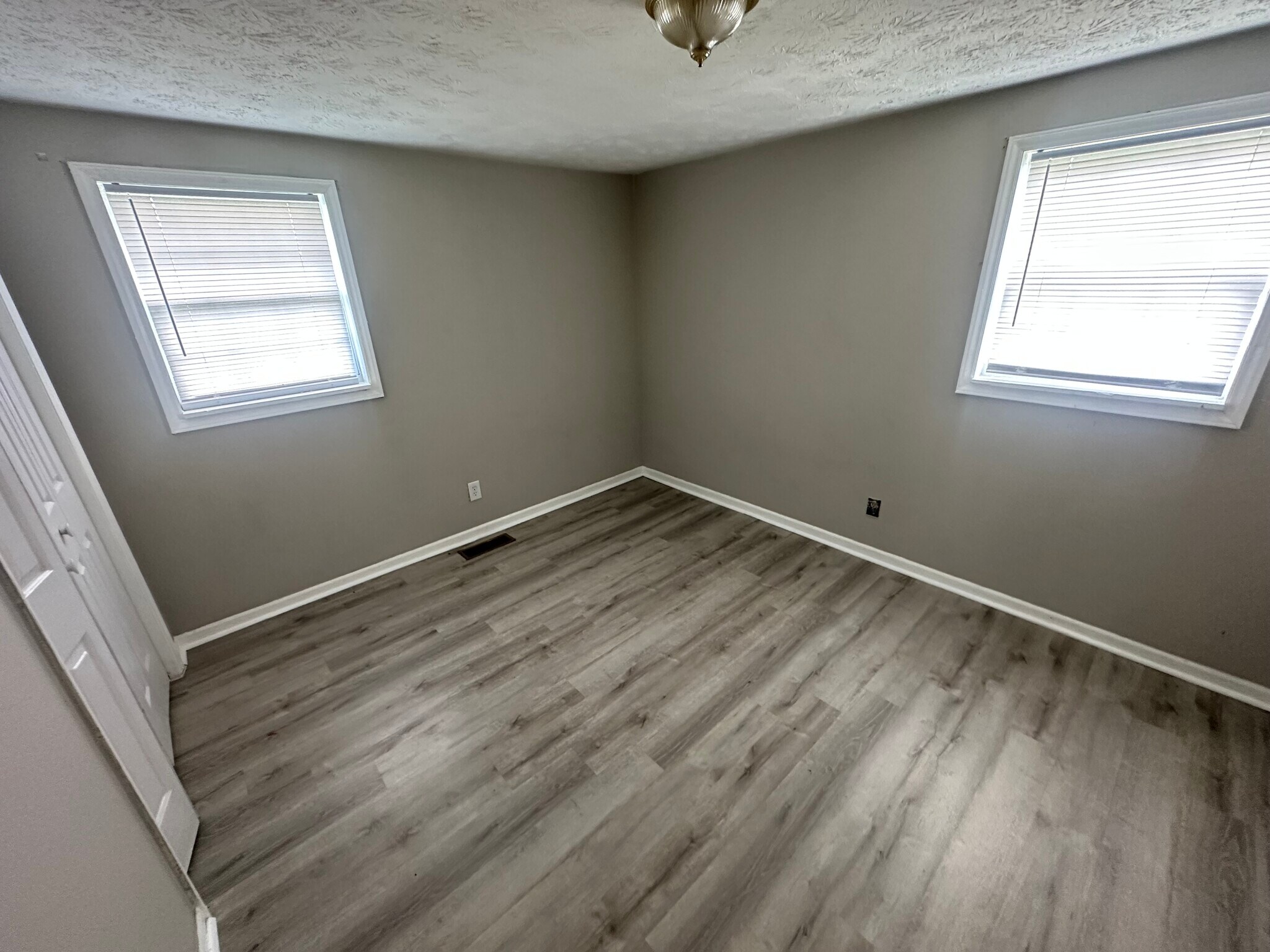 Building Photo - 1612 Alton Station Rd