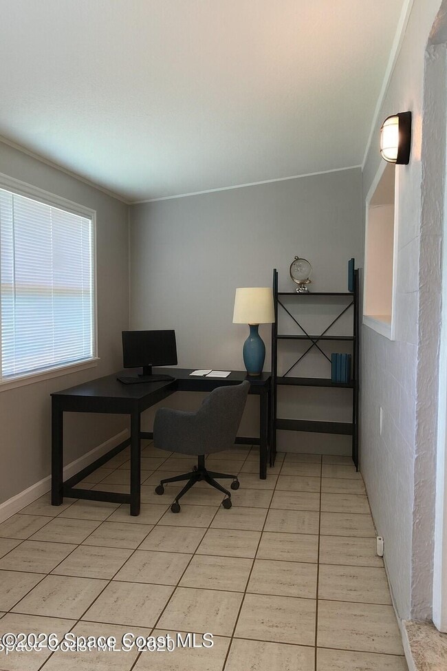 Building Photo - 127 Roosevelt Ave