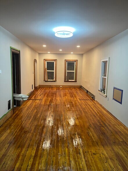 Building Photo - 79 Florida St