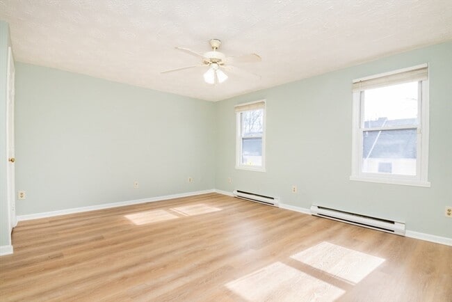 Building Photo - 71 Norton St