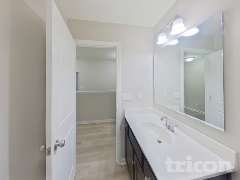 Building Photo - 15015 Ockeechobee Ct