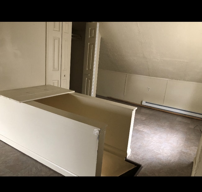 Building Photo - 1 bedroom 1 bathroom