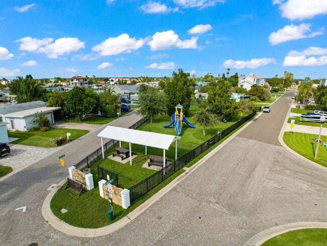 Building Photo - 200 176th Terrace E