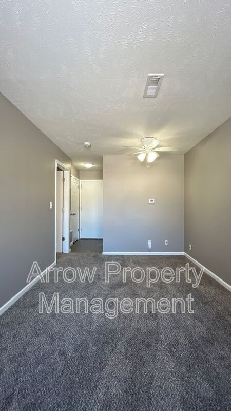 Building Photo - 1111 E Street