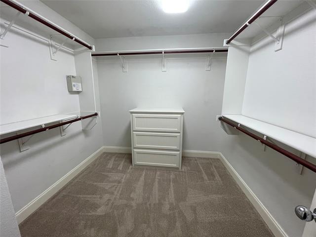 Building Photo - 3884 Banner Dr