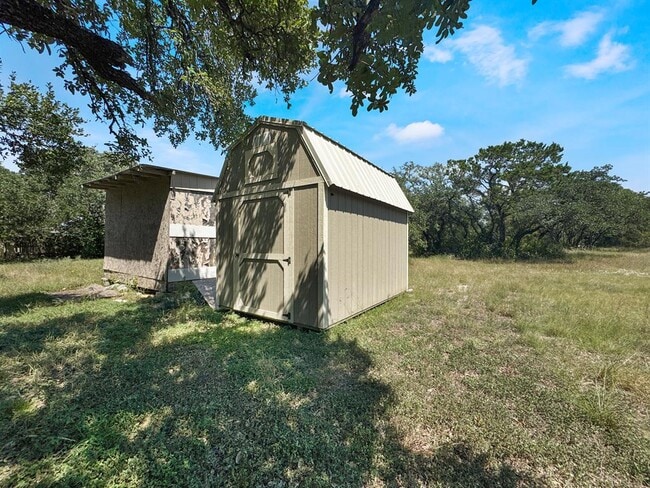 Building Photo - 700 Co Rd 201