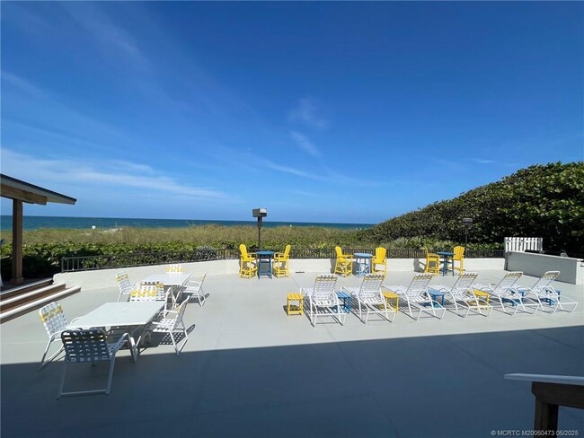Building Photo - 1357 NE Ocean Blvd
