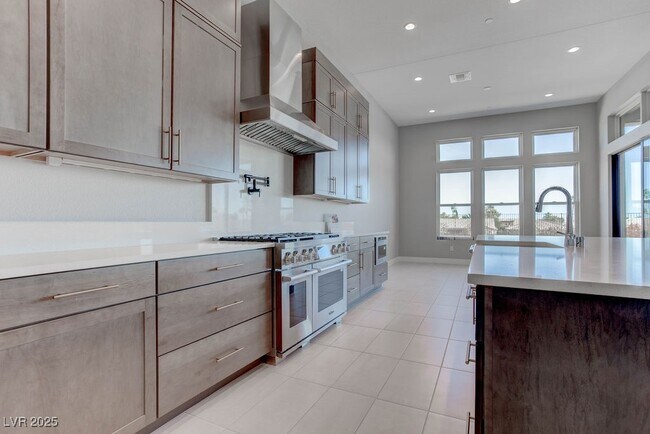 Building Photo - 4778 Outlook Peak St