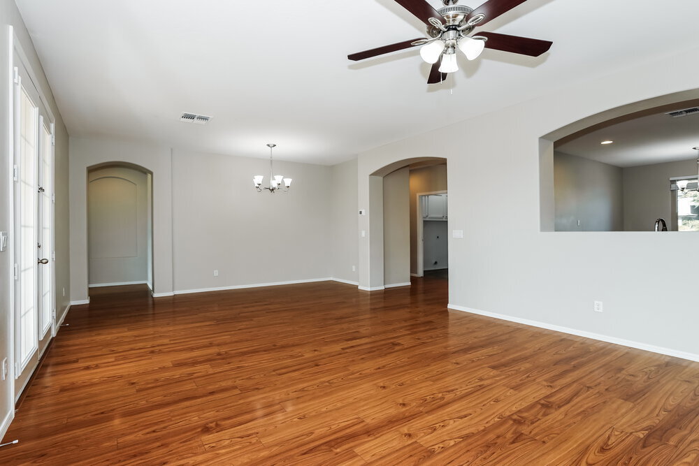 Building Photo - 3355 E Hampton Ln