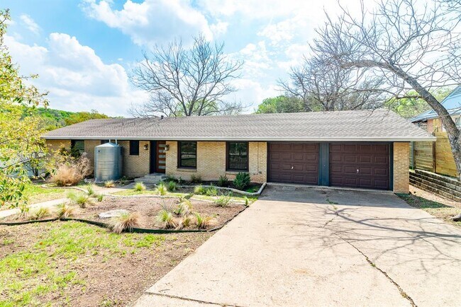 Primary Photo - 2503 Homedale Dr