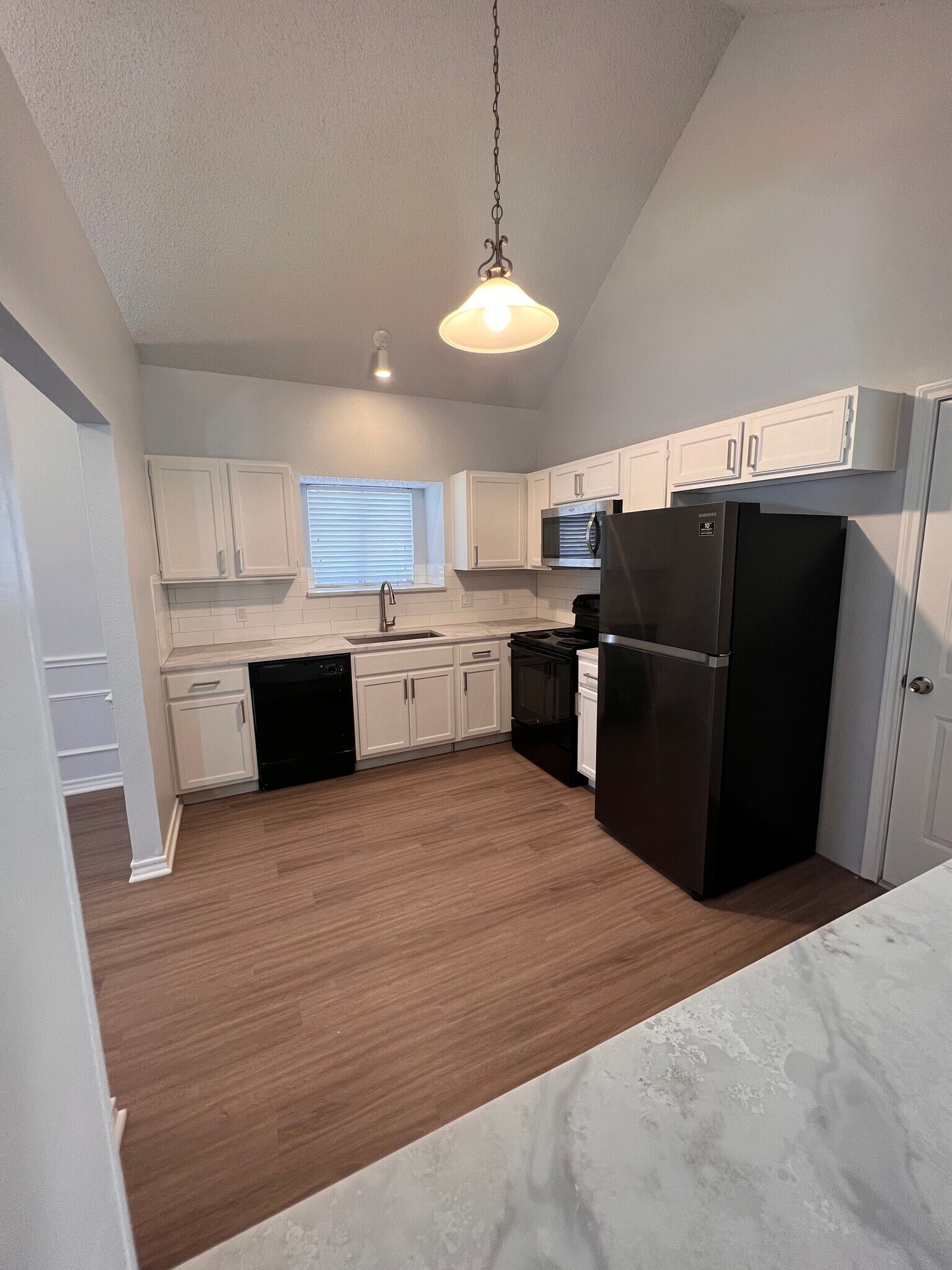 Building Photo - 808 Xavier Dr