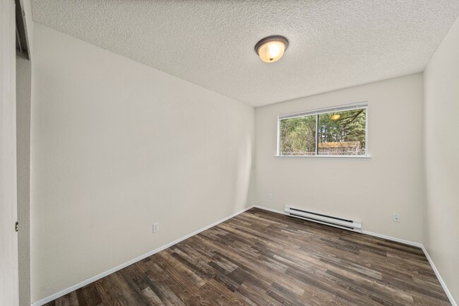 Bedroom - 523 159th St E