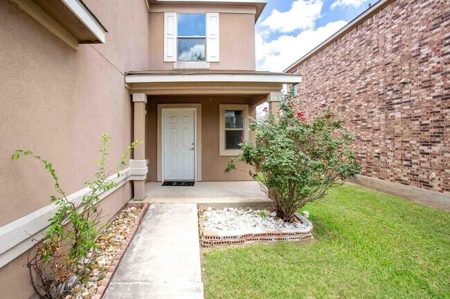 Building Photo - 11012 Culzean Dr