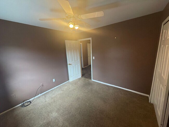 Building Photo - 4-Bedroom Home in Howell
