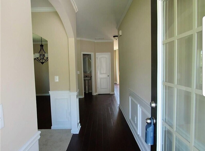 Foyer - 545 Tuscan Cove