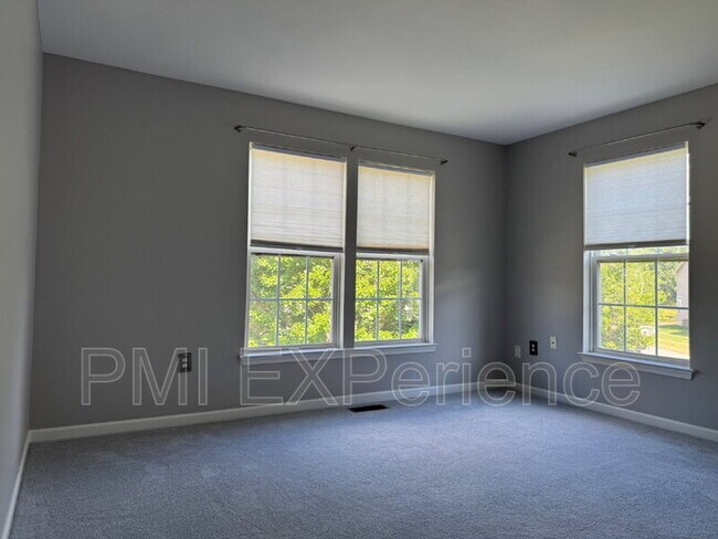 Building Photo - 3526 Halford St