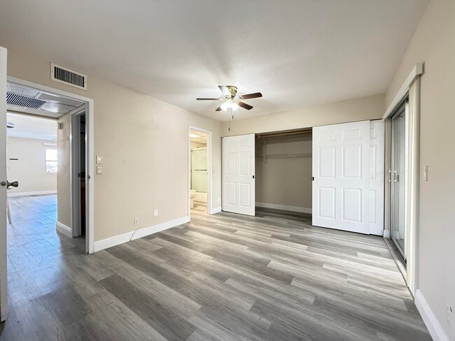 Building Photo - 323 Tuscany F