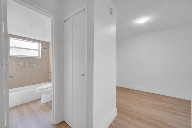 Building Photo - 668 NW 31st St