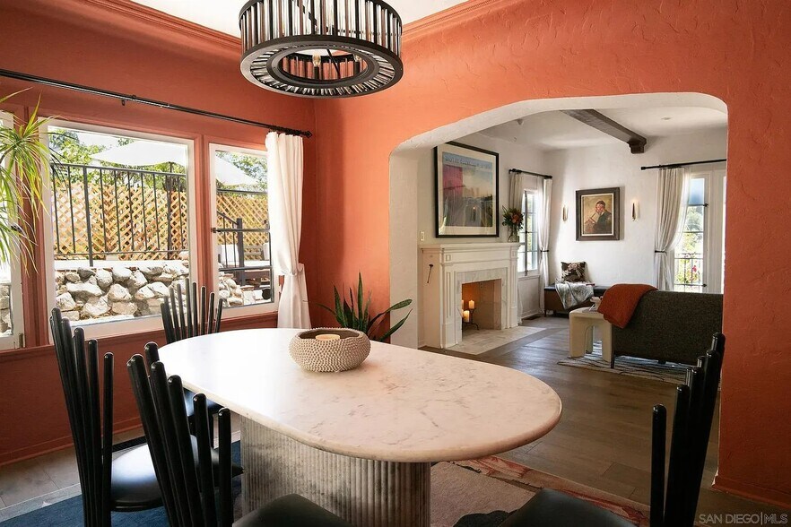 Building Photo - 2925 Graceland Way